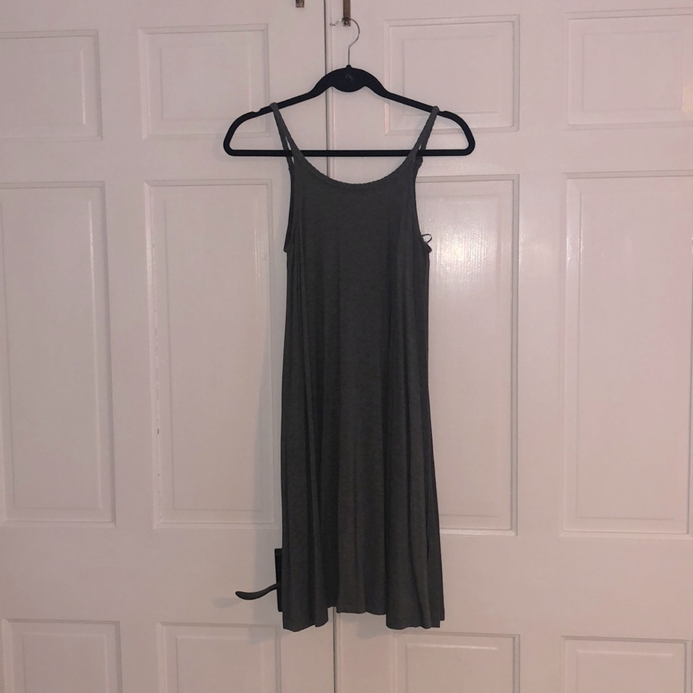 Adrienne Vittadini Grey dress